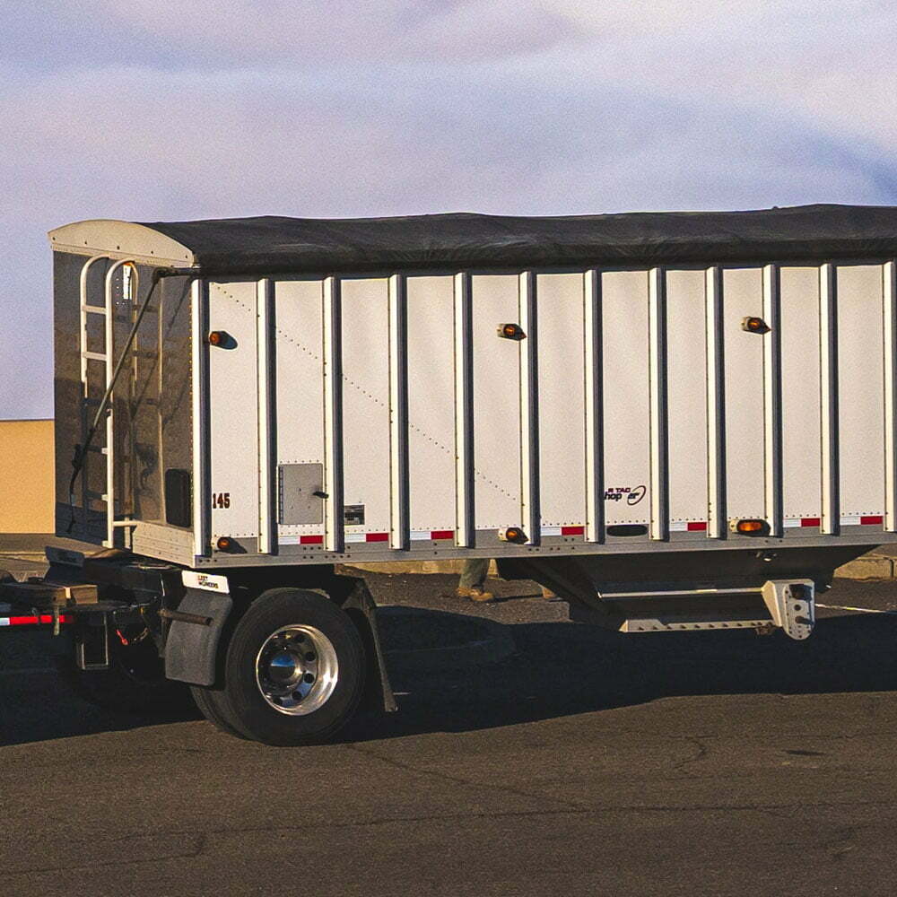 asset-tracking-truck-trailer